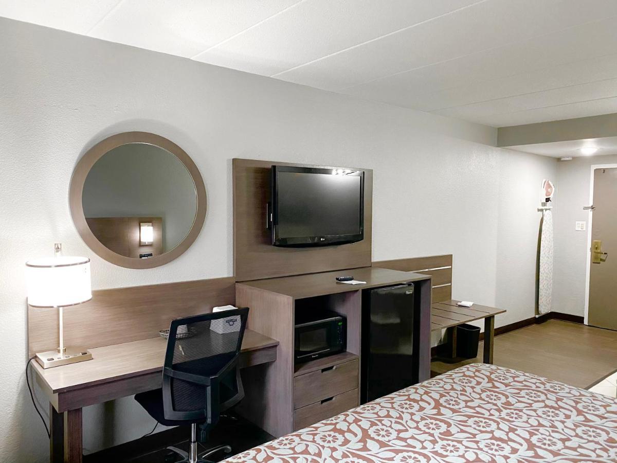 Days Inn By Wyndham שרונוויל מראה חיצוני תמונה