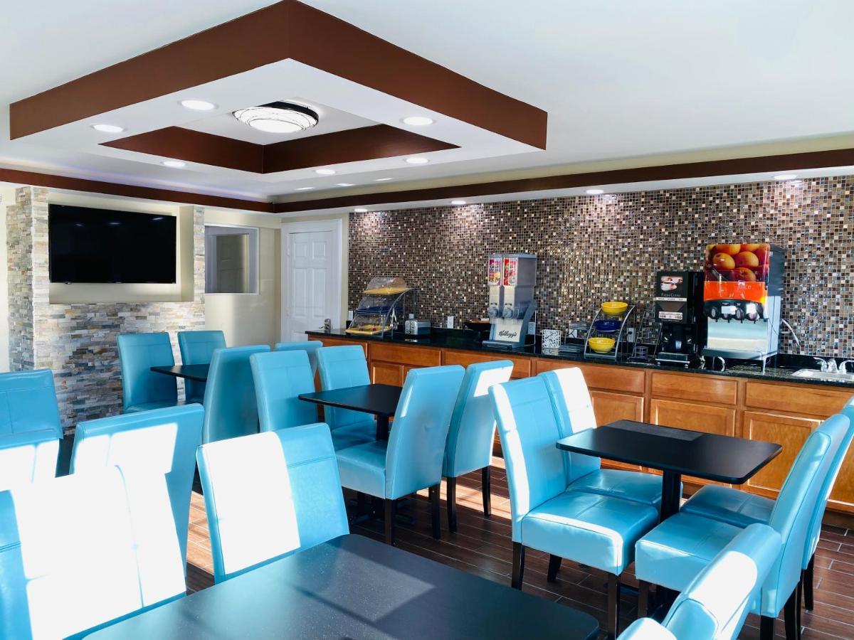Days Inn By Wyndham שרונוויל מראה חיצוני תמונה